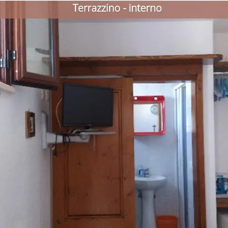 Stanze Rosina Sulla Via Francigena 캔노어