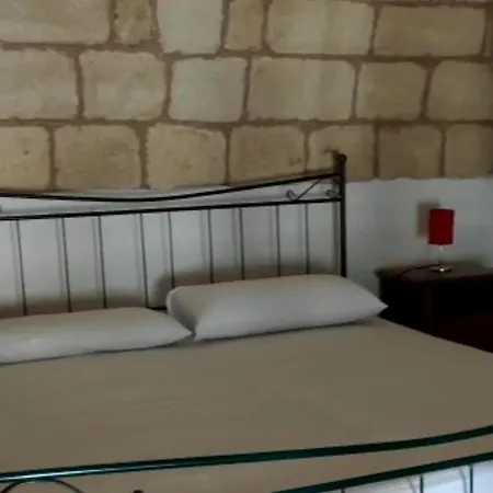 Guest house Stanze Rosina Sulla Via Francigena Cannole