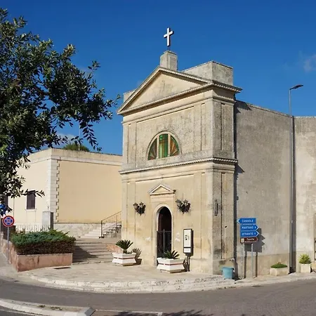 Guest house Stanze Rosina Sulla Via Francigena Cannole